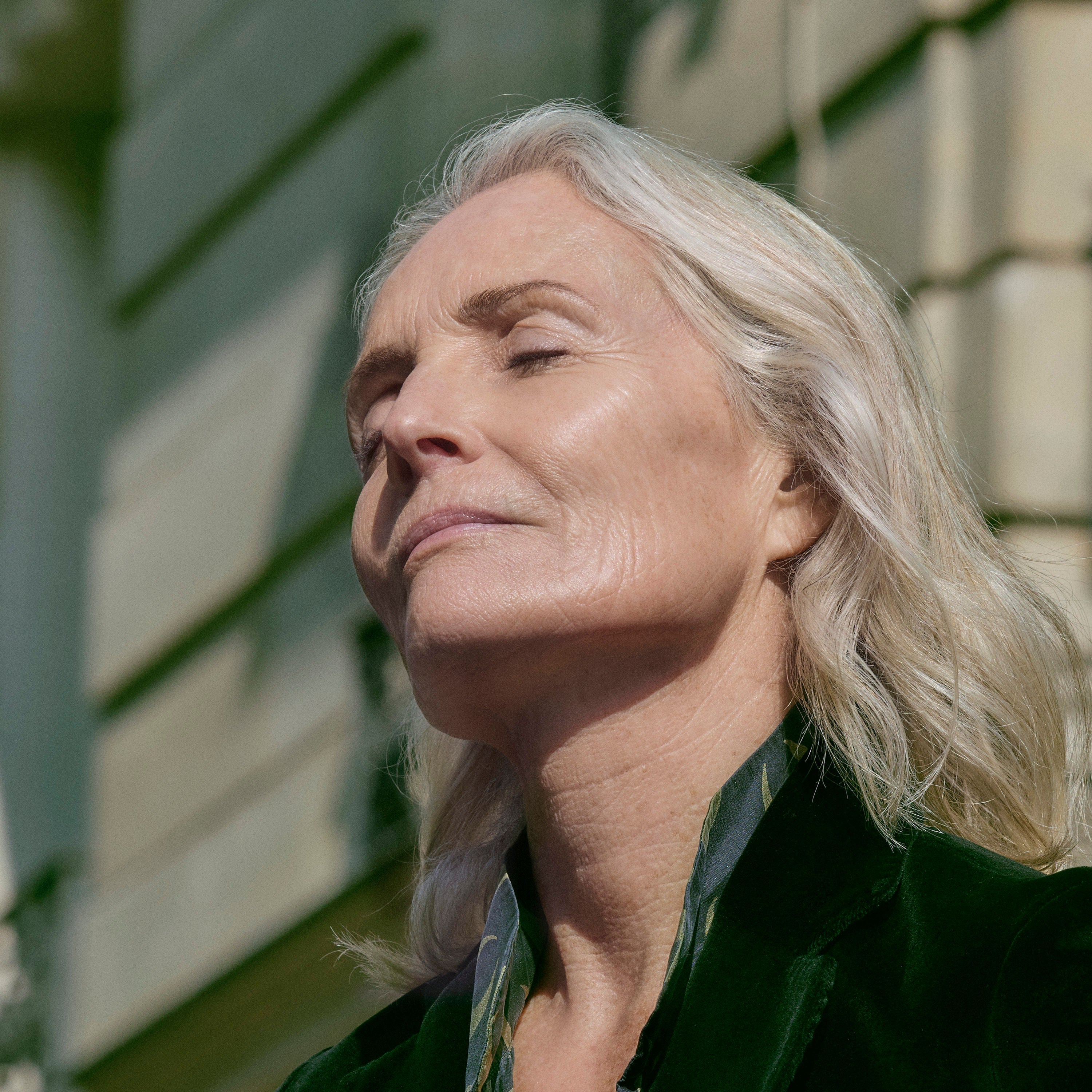 Sisleÿa L'Integral Anti-Age Longevity Essential Serum