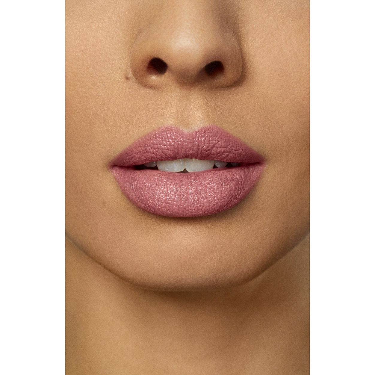 Rouge Essentiel Silky Crème Lipstick