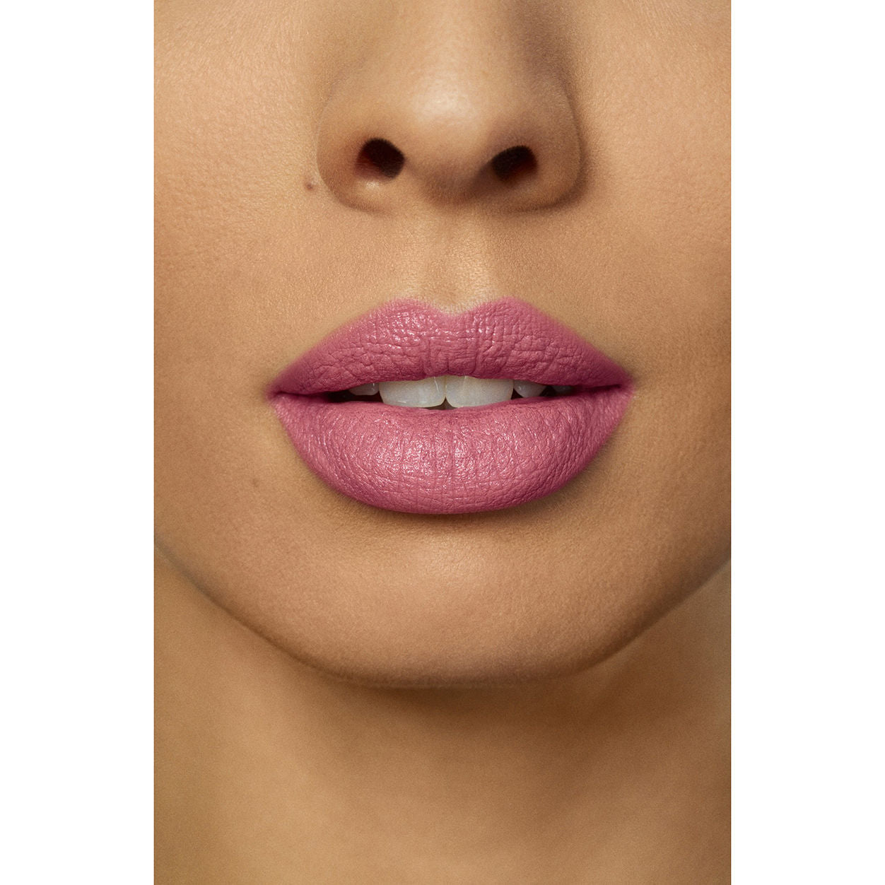 Rouge Essentiel Silky Crème Lipstick