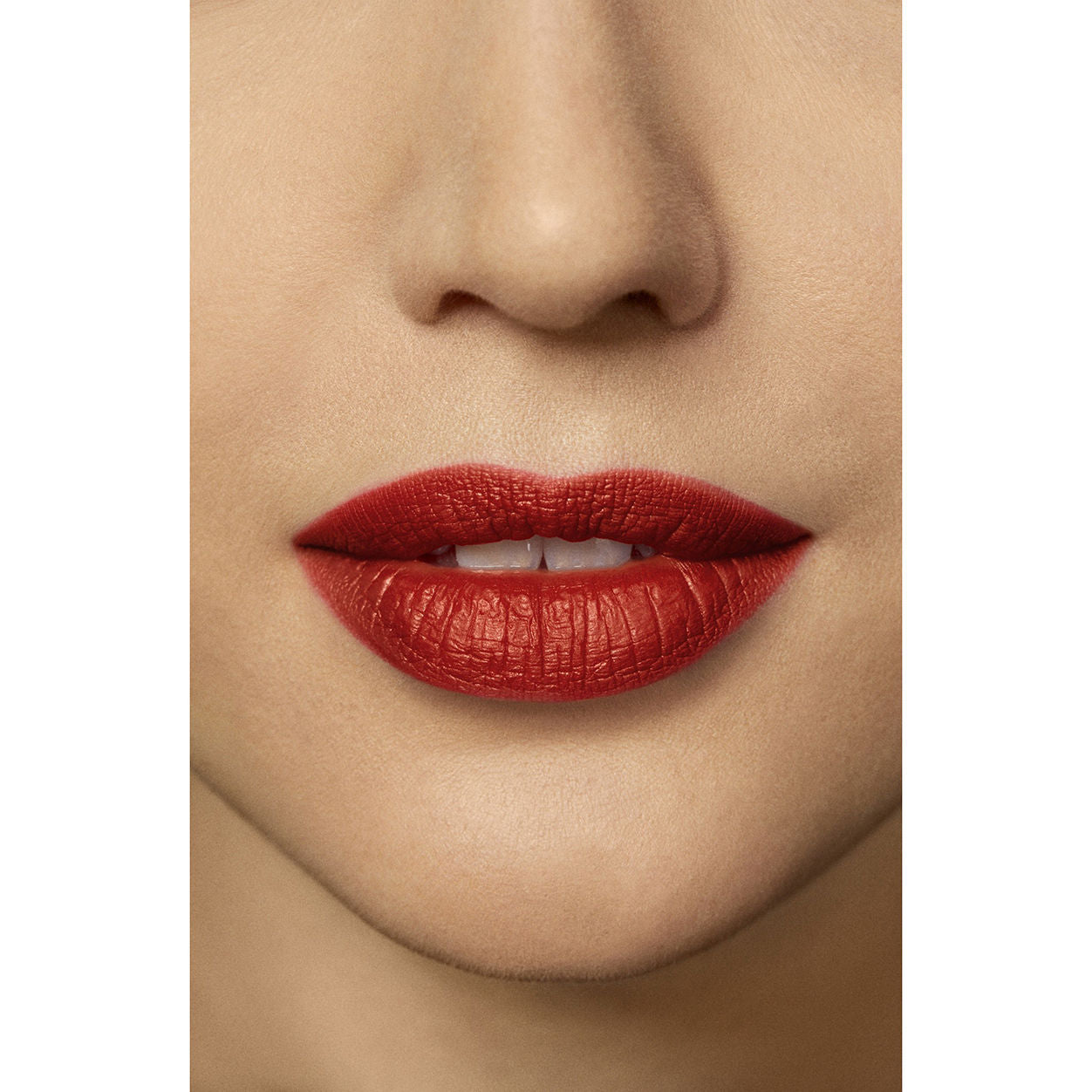 Rouge Essentiel Silky Crème Lipstick