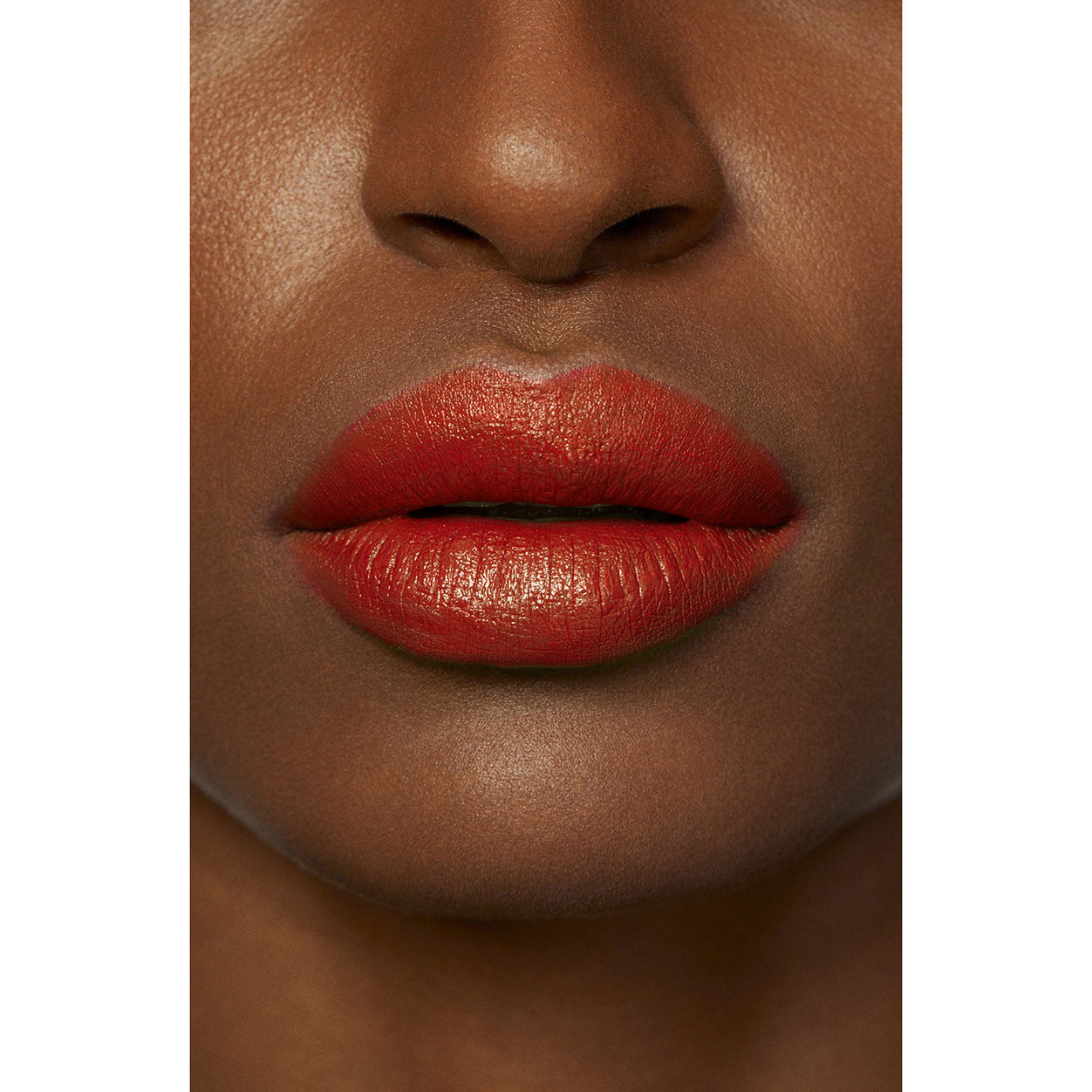 Rouge Essentiel Silky Crème Lipstick