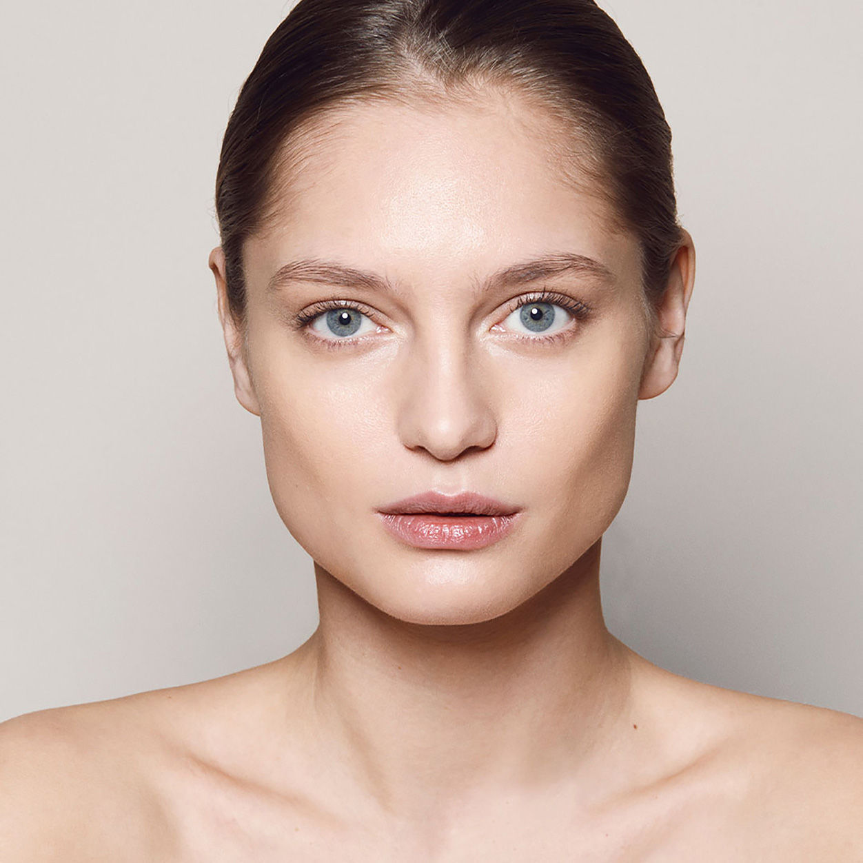 Invisible Touch Liquid Foundation