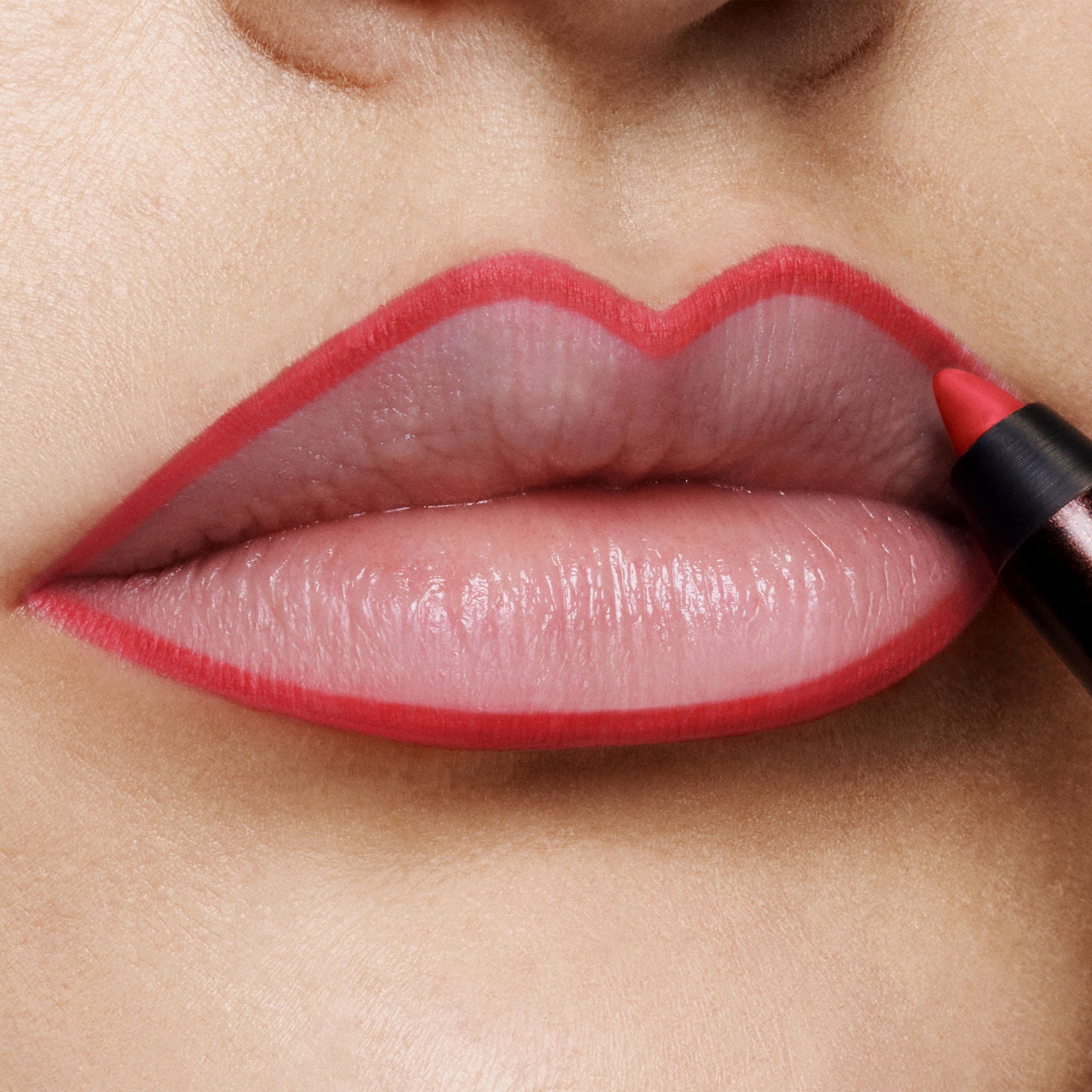 Runway Lip Liner Pencil in Matte