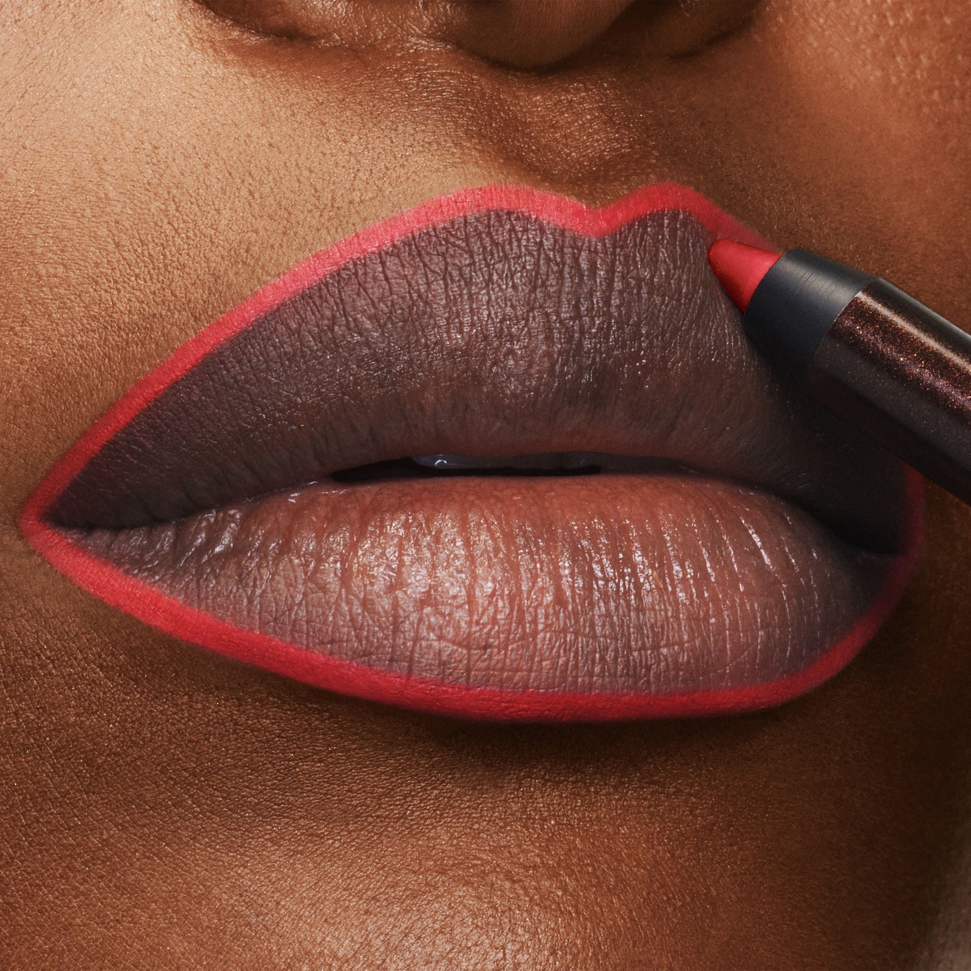 Runway Lip Liner Pencil in Matte