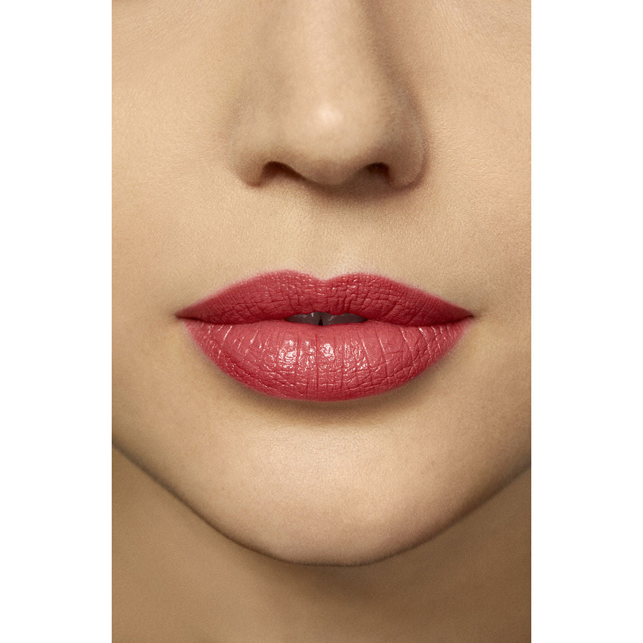 Rouge Essentiel Silky Crème Lipstick