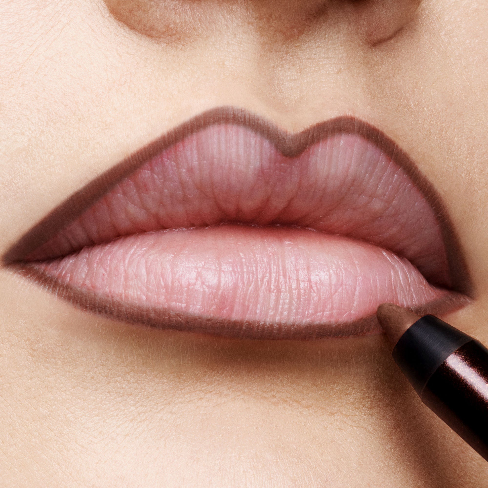Runway Lip Liner Pencil in Matte
