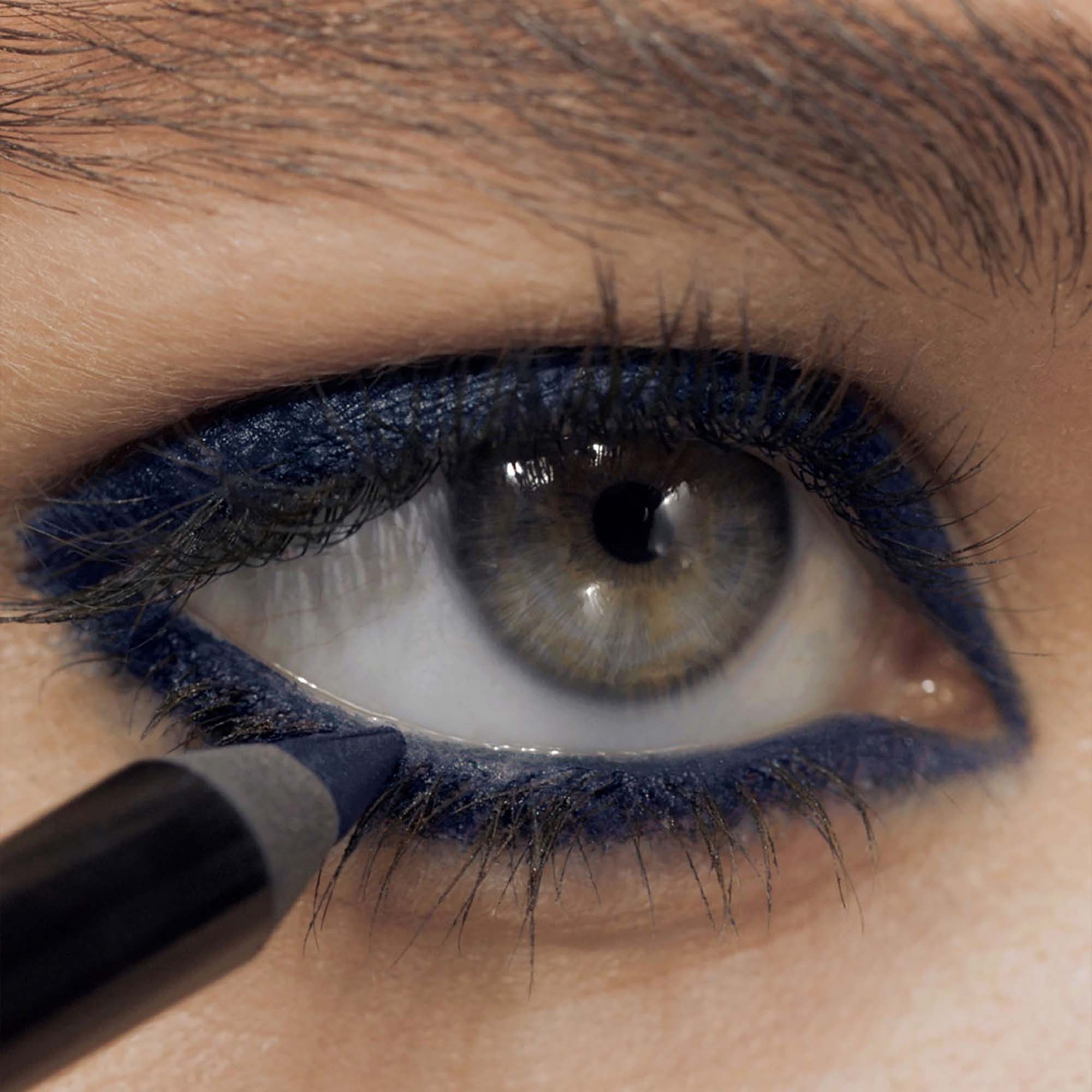 Satin Kajal Liner