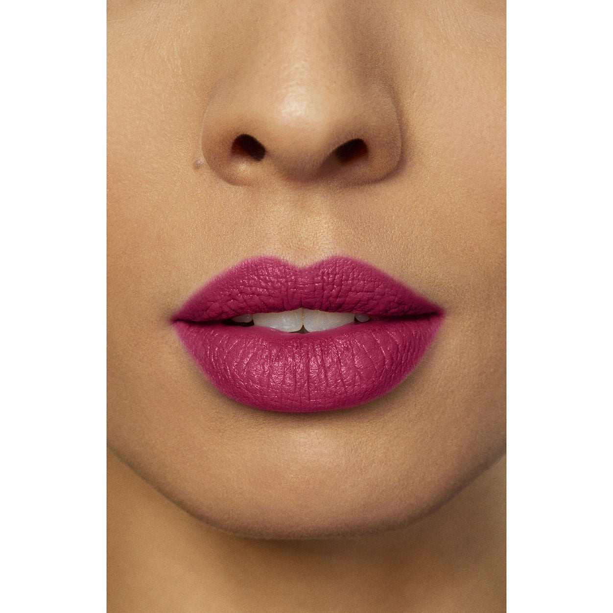 Rouge Essentiel Silky Crème Lipstick