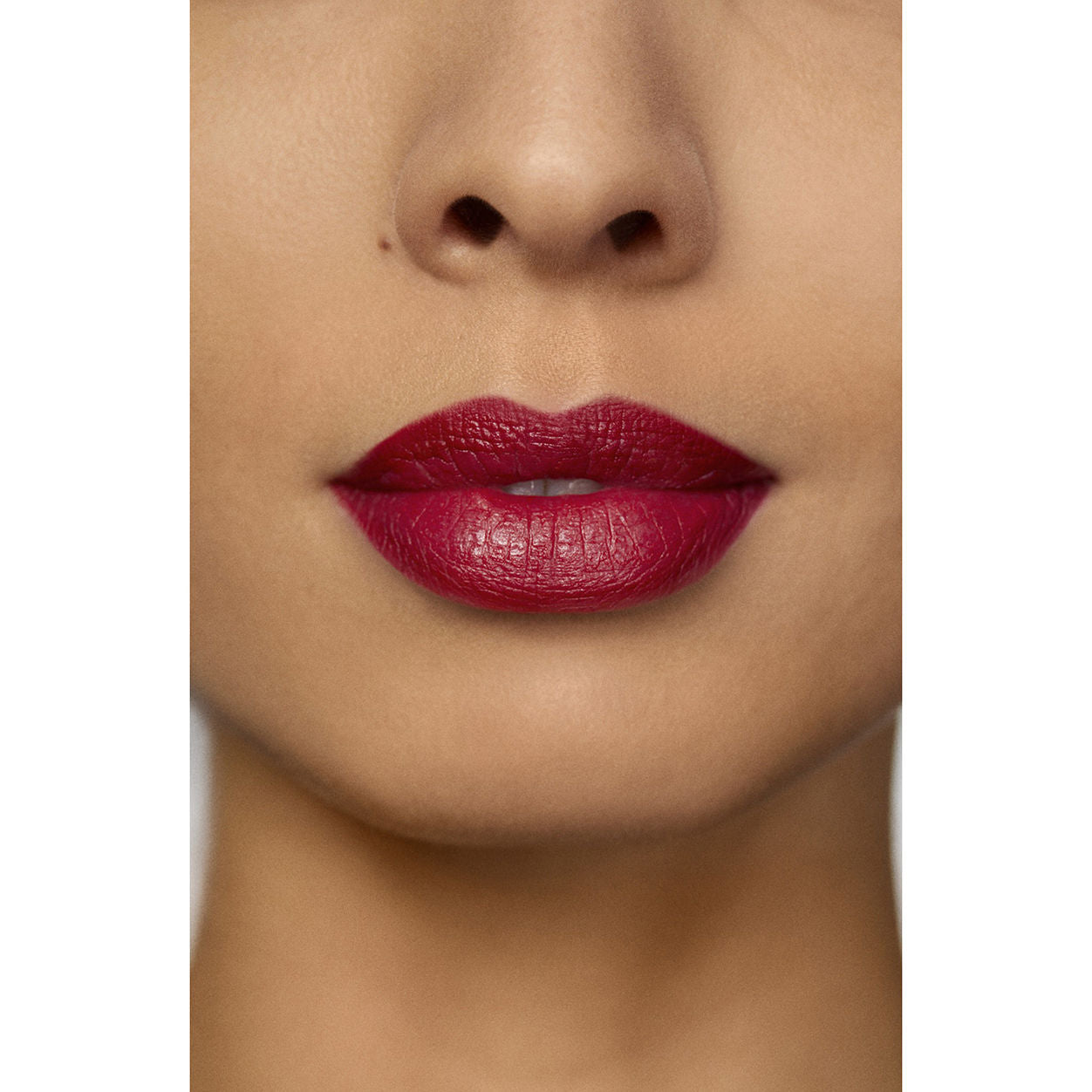 Rouge Essentiel Silky Crème Lipstick