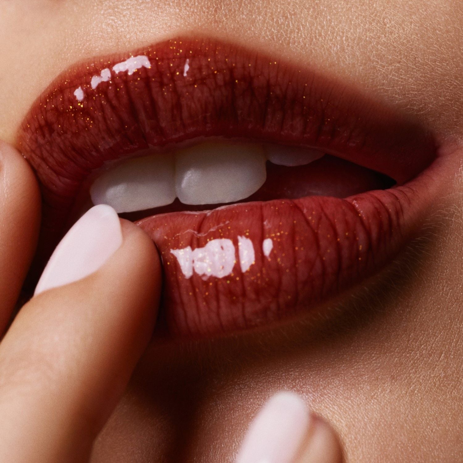 The Plasma Lip Compound Tinted